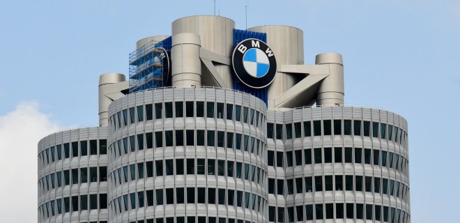 BMW потеряет полмиллиарда евро из-за торговой войны Китая и США - Фото