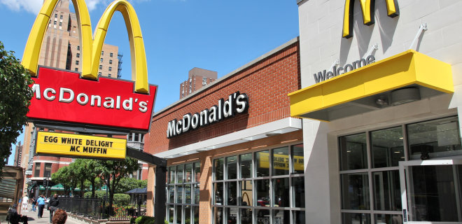 McDonald's судится с ресторатором за торговую марку - Фото