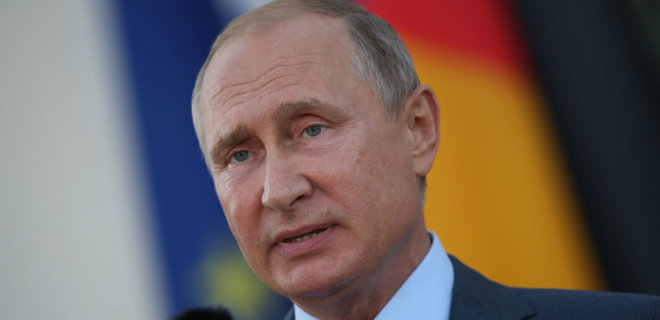 Путин поручил ввести санкции против Украины - Фото