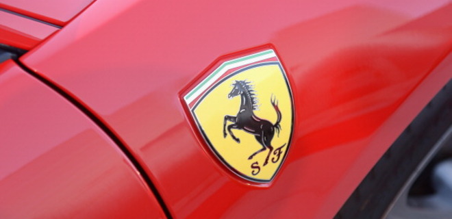 Ferrari планирует выпустить первый в истории марки кроссовер  - Фото