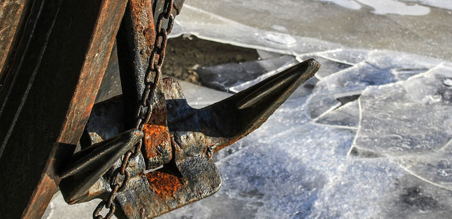 Единственный украинский ледокол отправили на ремонт: фото - Фото