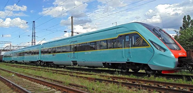 Из Киева в Борисполь могут запустить украинский дизель-поезд  - Фото