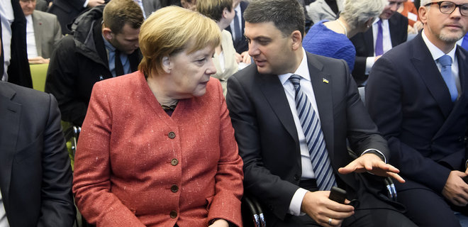 Украина должна остаться транзитером газа - Меркель - Фото