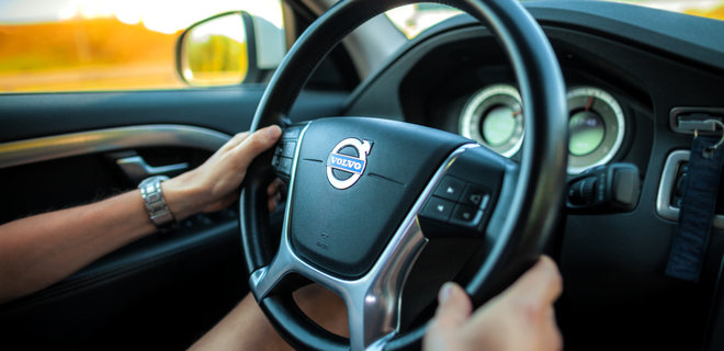 Volvo ограничит скорость на новых автомобилях - Фото