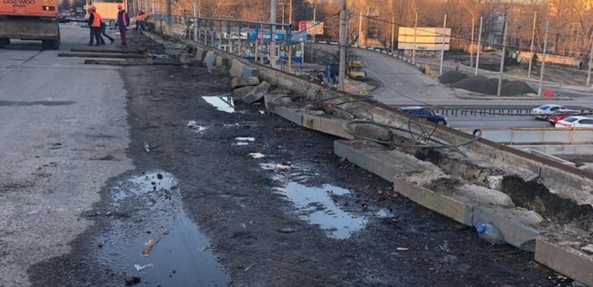 Шулявский мост перекрыли на полтора года - Фото