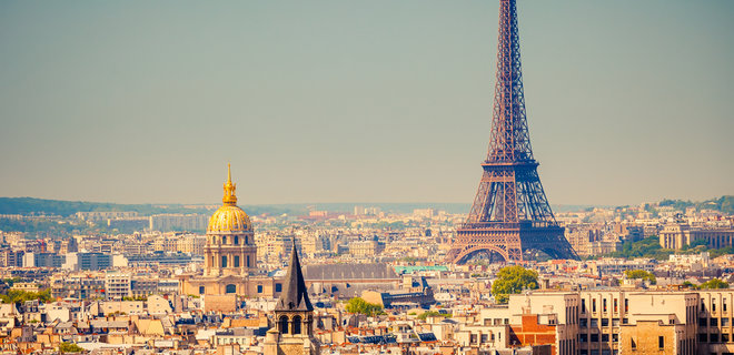 Економія енергії: у Парижі зменшать освітлення Ейфелевої вежі - Фото