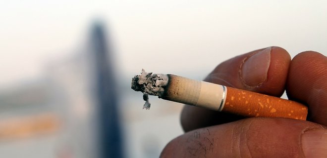 Верховная Рада отказалась ужесточать правила продажи сигарет - Фото