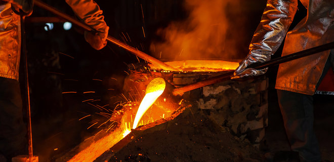 Китай установил новый рекорд по производству стали - Фото