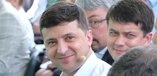 ZeNews: Зеленский подал заявки на регистрацию еще нескольких ТМ - Фото