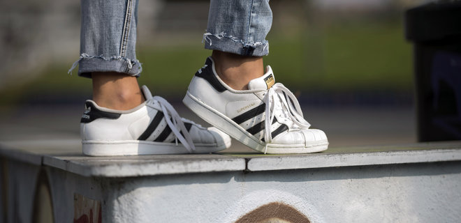 Европейский суд не признал логотип Adidas торговой маркой - Фото