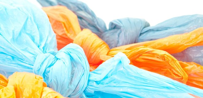 В Раде предлагают ограничить использование пластиковых пакетов - Фото