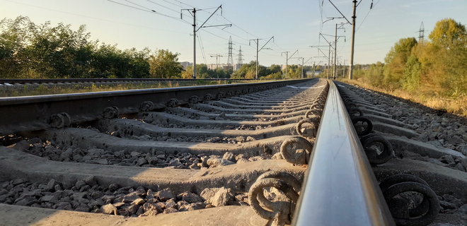 Венгрия снова отменила поезда в и из Украины - Фото