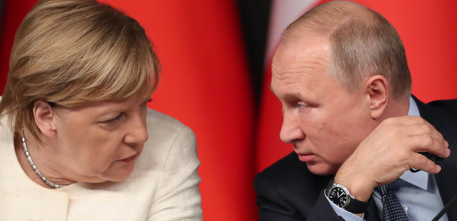 Меркель и Путин обсудили по телефону транзит газа через Украину - Фото