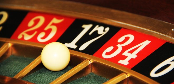 Верховная Рада разблокировала подписание закона о легализации азартных игр - Фото
