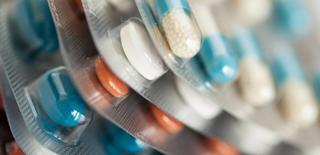 АМКУ рекомендовал не повышать цены на лекарства - Фото