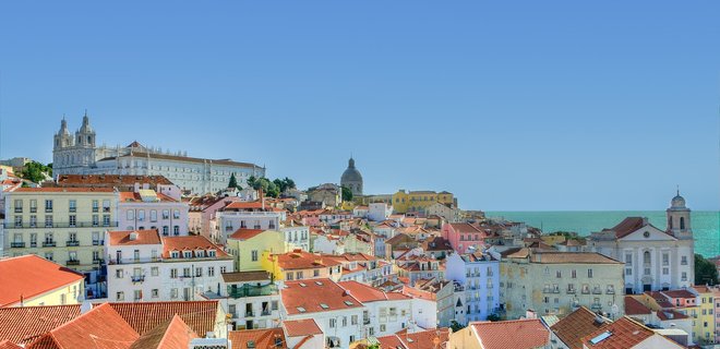 Португалия объявила о готовности к приему туристов - Фото