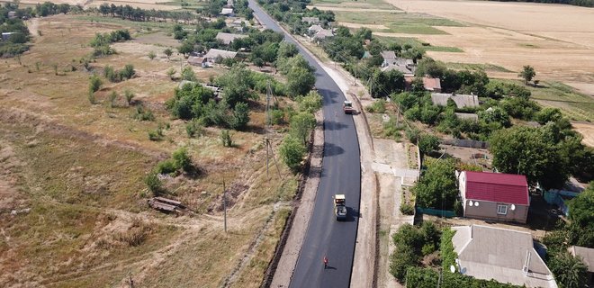 Кабмин предлагает принудительно отчуждать земельные участки для построения дорог - Фото
