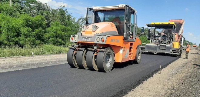Местным бюджетам обещают более 23 млрд грн на ремонт дорог - Фото