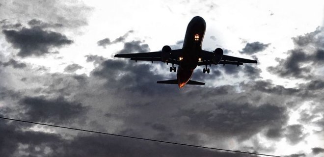 В РФ разрешили авиакомпаниям забирать иностранные самолеты, находящиеся в лизинге  - Фото