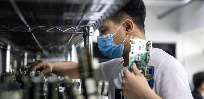 В Китае восстановили нормальный цикл работы более 98% промпредприятий - Фото