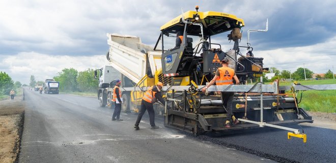 Верховная Рада перенаправила 2,2 млрд грн субсидий на ремонт дорог    - Фото