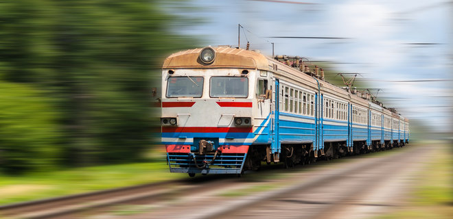 Укрзализныця запустит на десяти парах поездов военизированную охрану - Фото