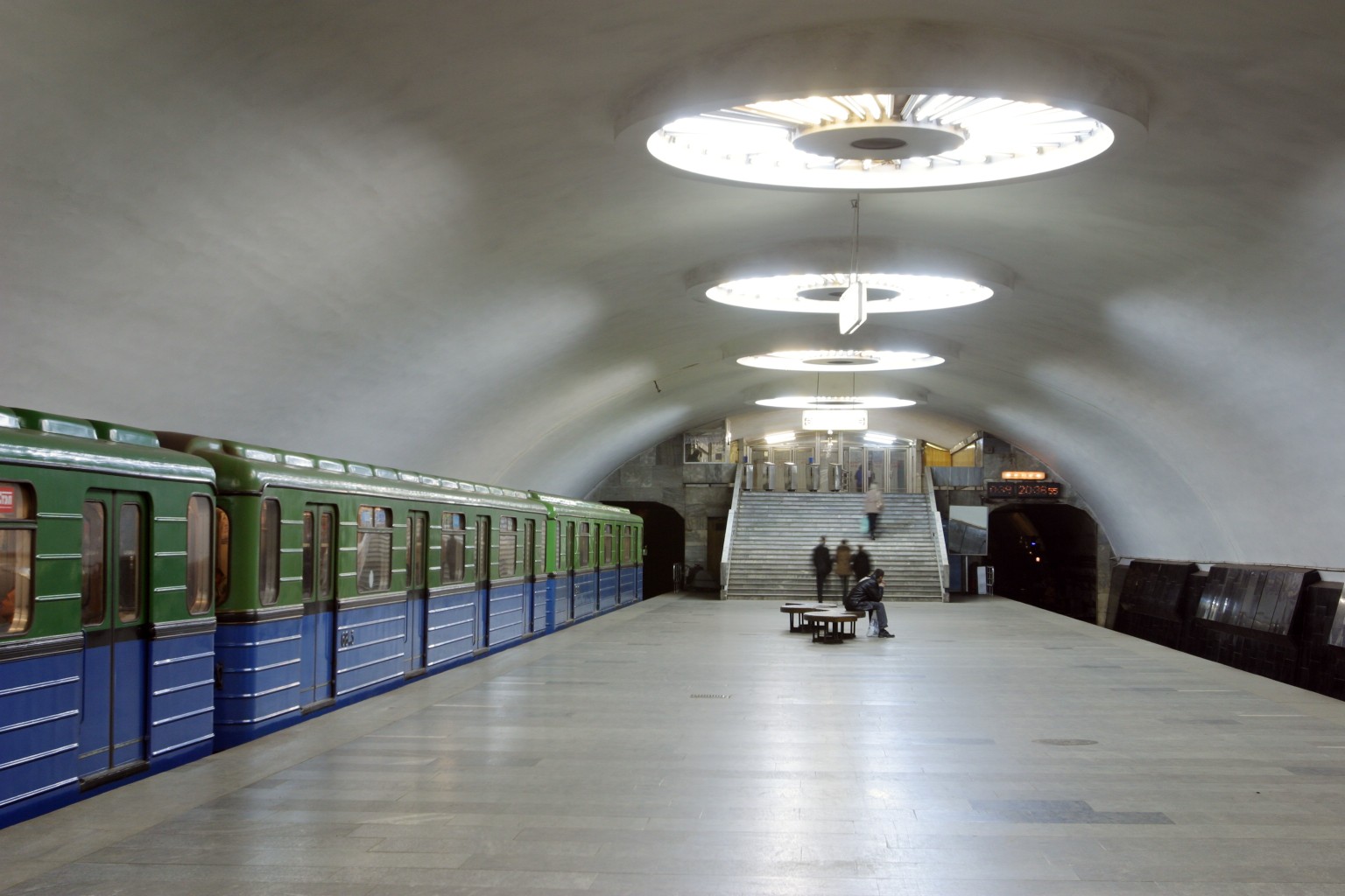 Станция метро Московский проспект Харьков