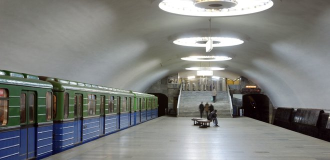 У Харкові зупинилися дві лінії метро - Фото