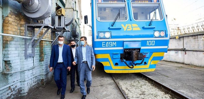Укрзализныця попытается своими силами восстанавливать локомотивы – глава УЗ - Фото
