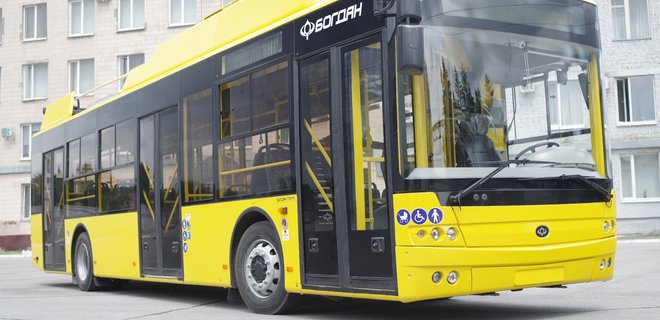 Харьков получил первый из 49 троллейбусов, купленных за кредит ЕИБ - Фото