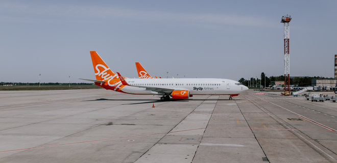 SkyUp запускає рейси між Києвом і Прагою - Фото