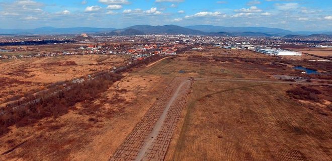 Где собираются строить новый аэропорт Закарпатья - Фото