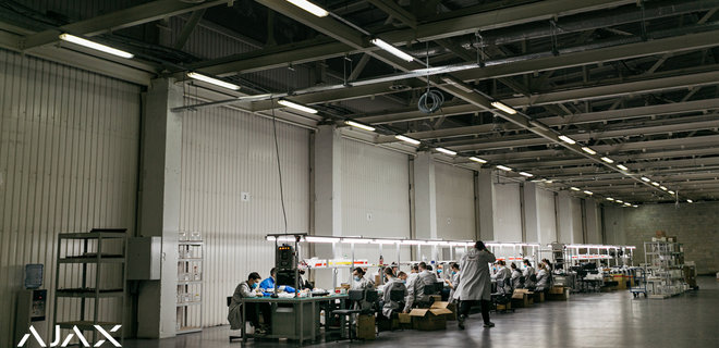 1000 рабочих мест. Ajax Systems открыл второй завод в Киеве: фото - Фото