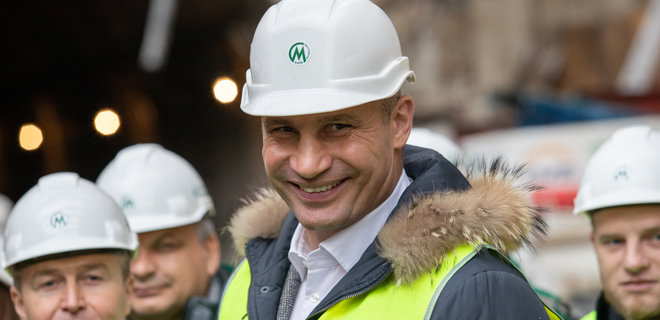 Кличко инспектировал строительство метро на Виноградарь: пока все по плану – фото, видео - Фото