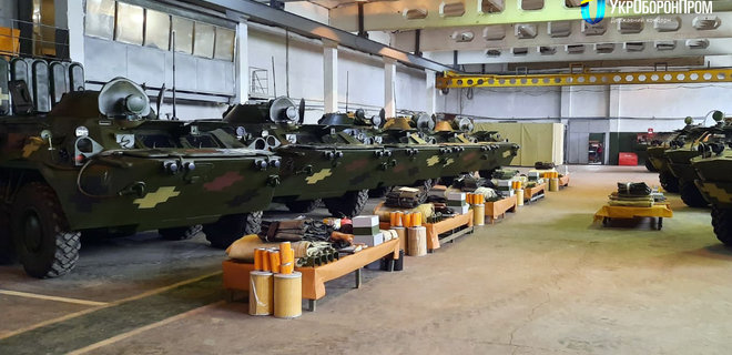 Военным передали партию модернизированных БТР-80: фото - Фото
