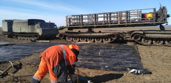 Роснефть выкупает крупное нефтяное месторождение в Арктике у российского олигарха - Фото
