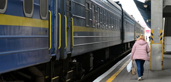 Укрзалізниці відновили ліцензію на перевезення пасажирів - Фото