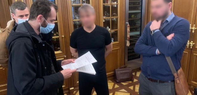 Лояльность за $600 000: У НАБУ еще один подозреваемый в деле экс-главы Укравтодора Новака - Фото
