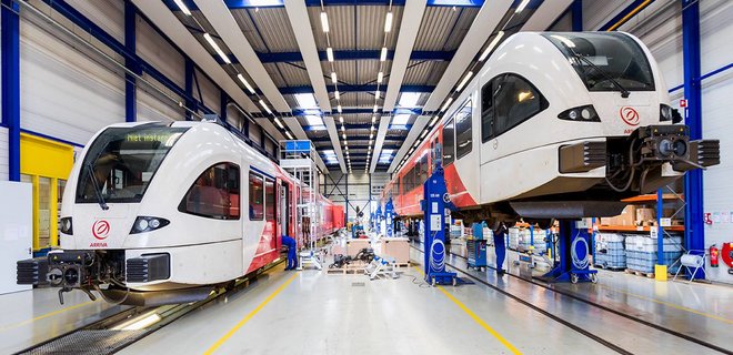 Швейцарская Stadler может начать производство поездов в Украине. Есть одно условие - Фото