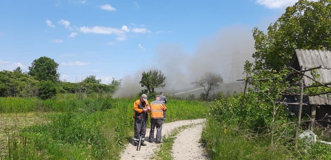 Авария газопровода на Прикарпатье: на месте повреждения образовалась воронка – фото - Фото