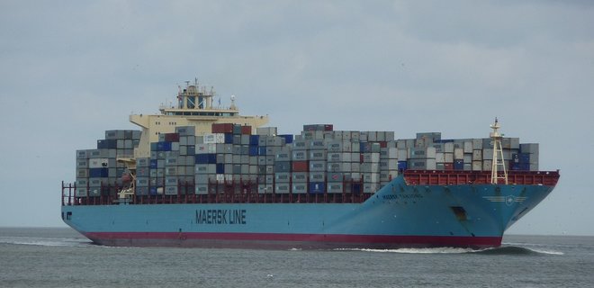 Крупнейший в мире контейнерный перевозчик будет заходить только в один украинский порт - Фото