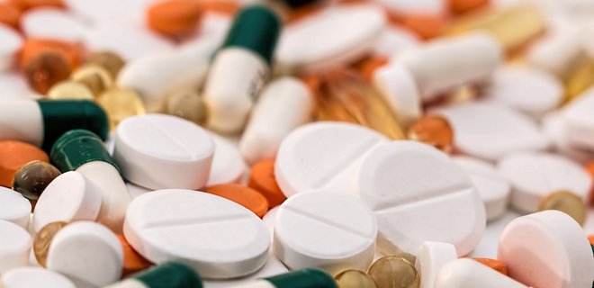 Кабмин признал производство лекарств приоритетной отраслью экономики - Фото