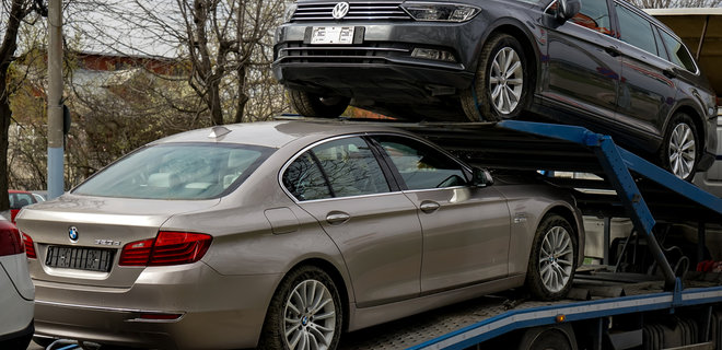 Еврокомиссия оштрафовала Volkswagen и BMW на $1 млрд за картельный сговор  - Фото