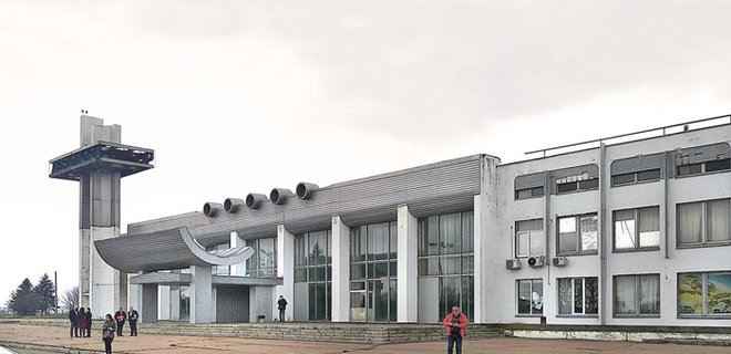 Аэропорт в Черкассах планируют открыть в этом году - Фото