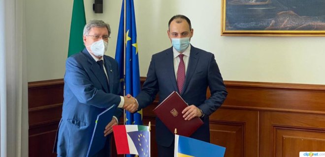 Италия признала украинские водительские права. В чем особенность - Фото