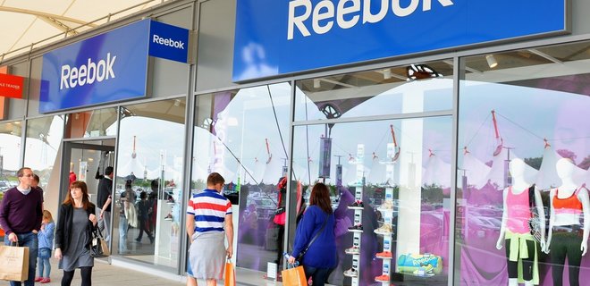 Конец 15-летнего союза: Adidas продал бренд Reebok американцам - Фото