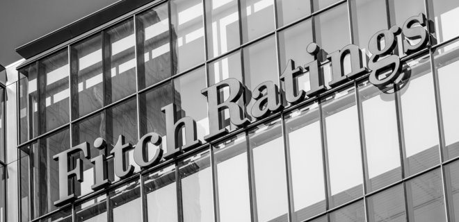 Fitch відкликав рейтинги російських банків - Фото
