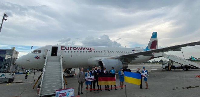 Немецкий лоукостер выполнил первый рейс в Киев - Фото