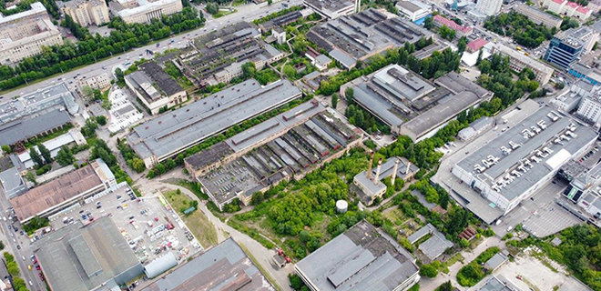 Приватизация Большевика. Два оценщика получили подозрение в занижении стоимости завода - Фото