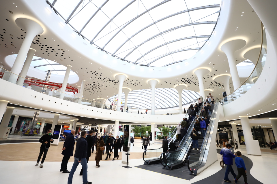 В Киеве открыли один из крупнейших ТРЦ Европы – фото